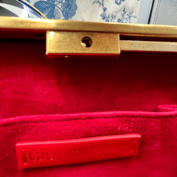 🆕 LULU GUINNESS 🧿 BNWOT Black Velvet Karlie Clutch Bag Lip Closure - Picture 12 of 13